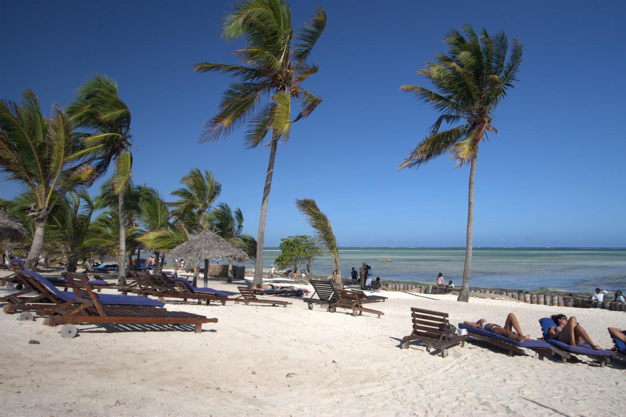 Jumbo Watamu Hotel Екстериор снимка