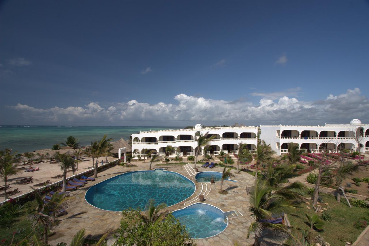 Jumbo Watamu Hotel Екстериор снимка