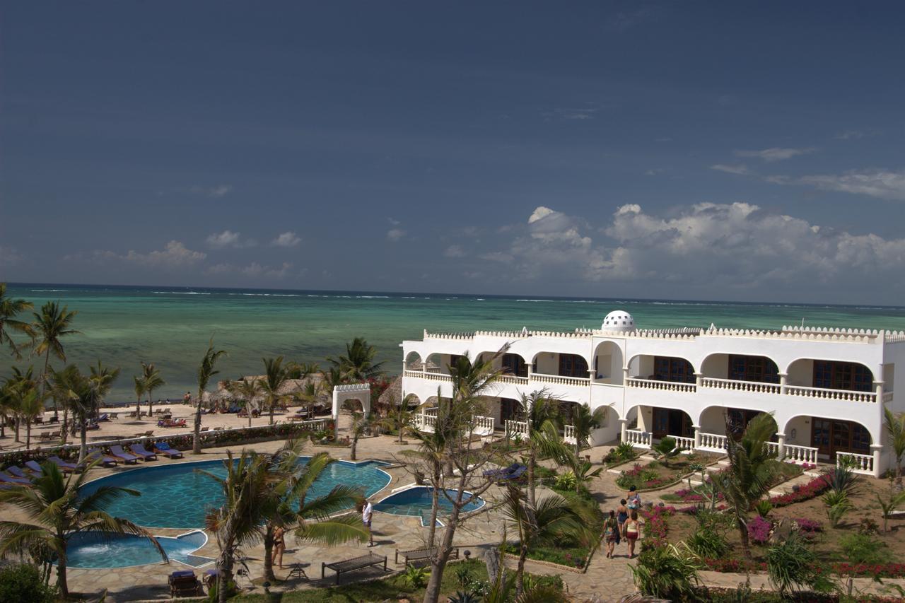 Jumbo Watamu Hotel Екстериор снимка