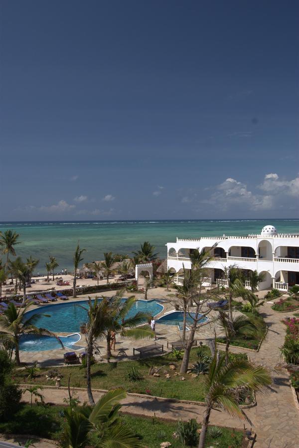 Jumbo Watamu Hotel Екстериор снимка