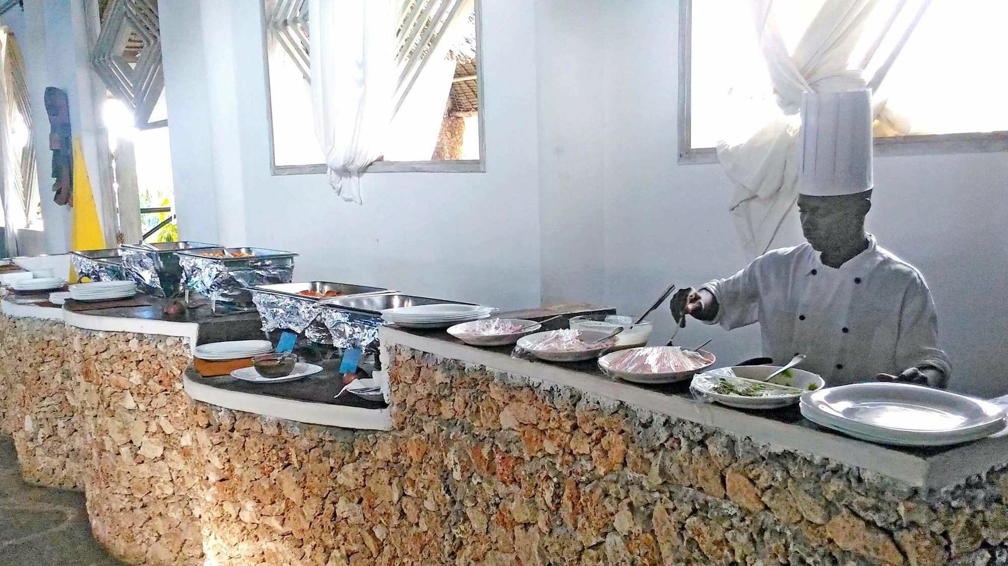 Jumbo Watamu Hotel Екстериор снимка