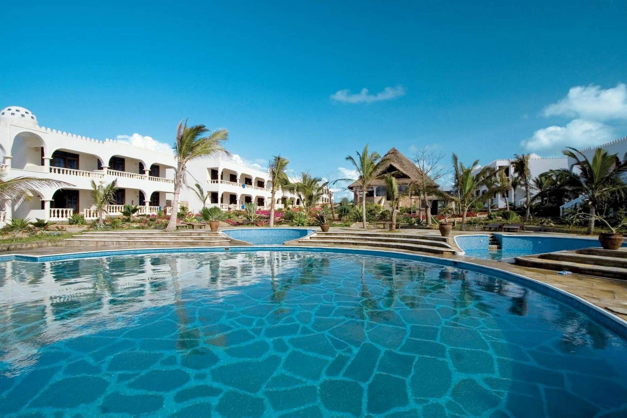 Jumbo Watamu Hotel Екстериор снимка