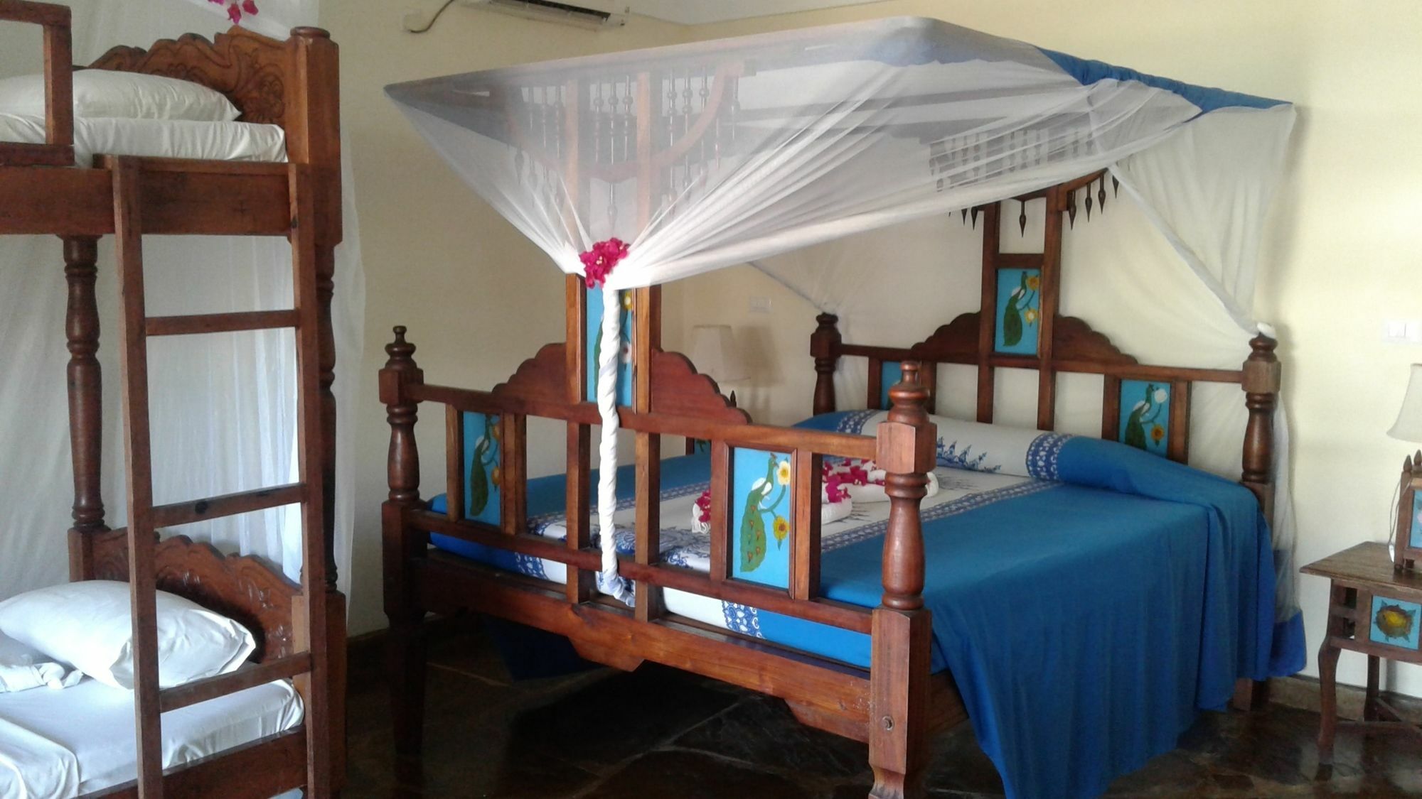 Jumbo Watamu Hotel Екстериор снимка